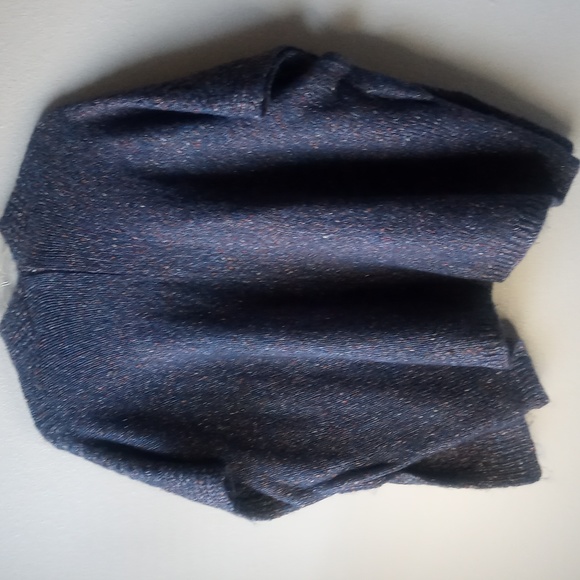 Universal Thread Shrug Sweater - Picture 6 of 11